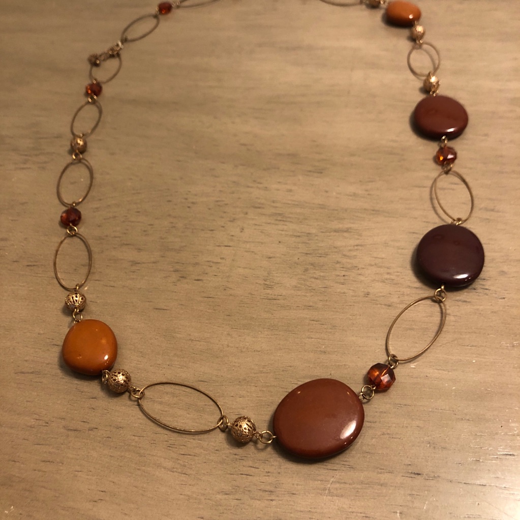 Jewelry -Elegant Brown And Gold Tone Vintage Sweater Necklace